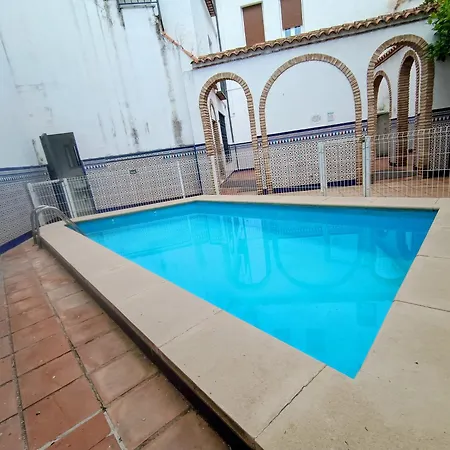 El Patio De La Piscina * Кордова